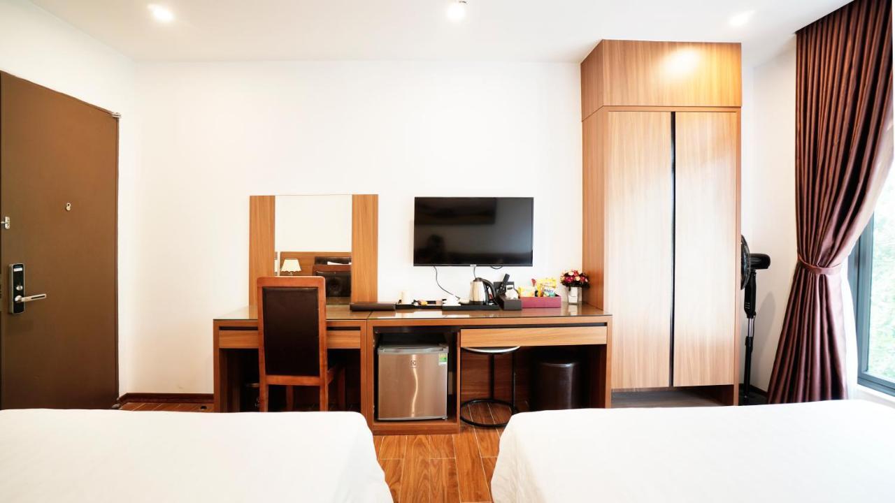 Lam Anh Hotel 1 Phap Van Hoang Mai 23Bt1 河内 外观 照片